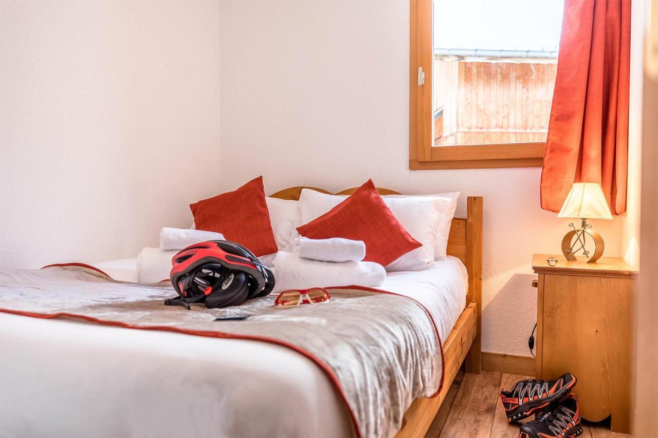 Madame Vacances Les Chalets Du Berger Premium*** La Feclaz Exterior photo