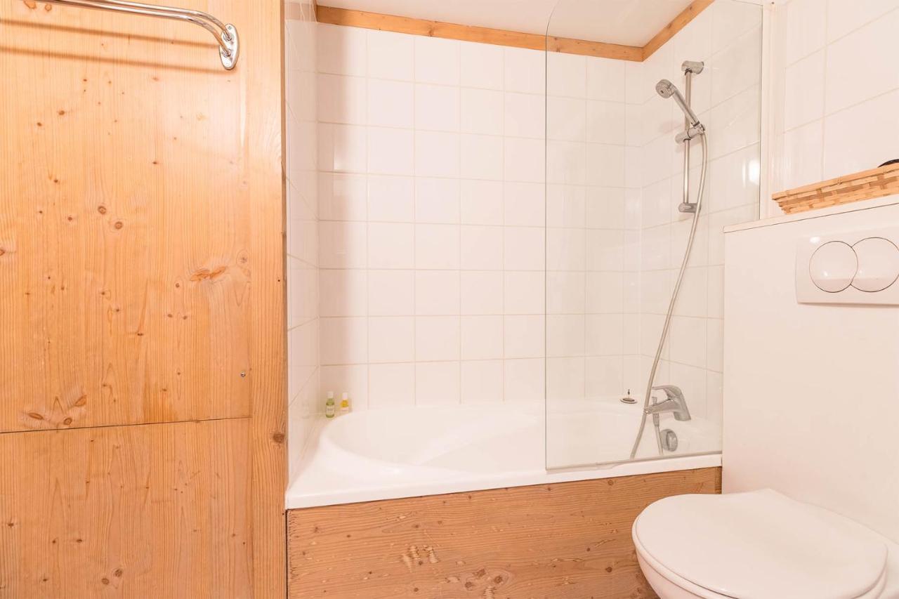 Madame Vacances Les Chalets Du Berger Premium*** La Feclaz Exterior photo