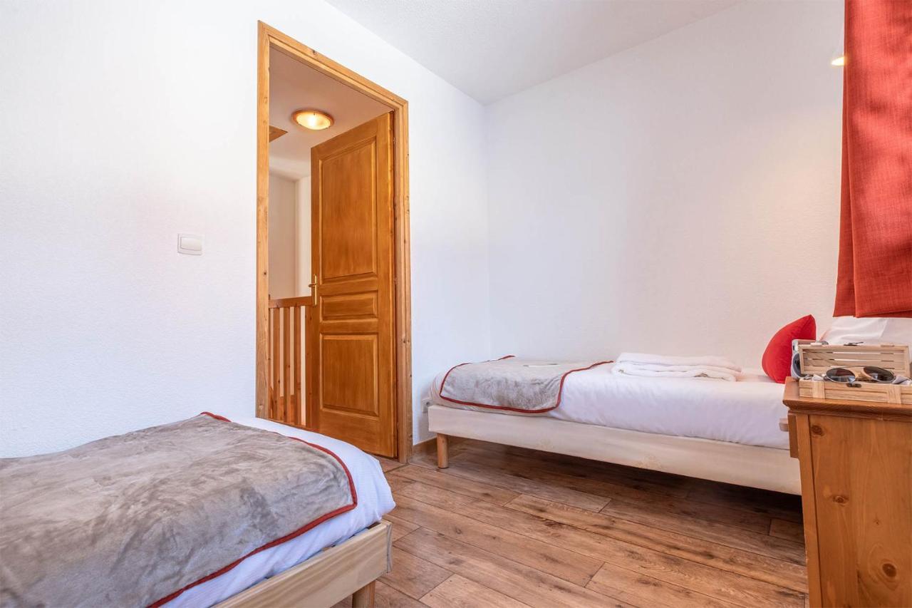 Madame Vacances Les Chalets Du Berger Premium*** La Feclaz Exterior photo