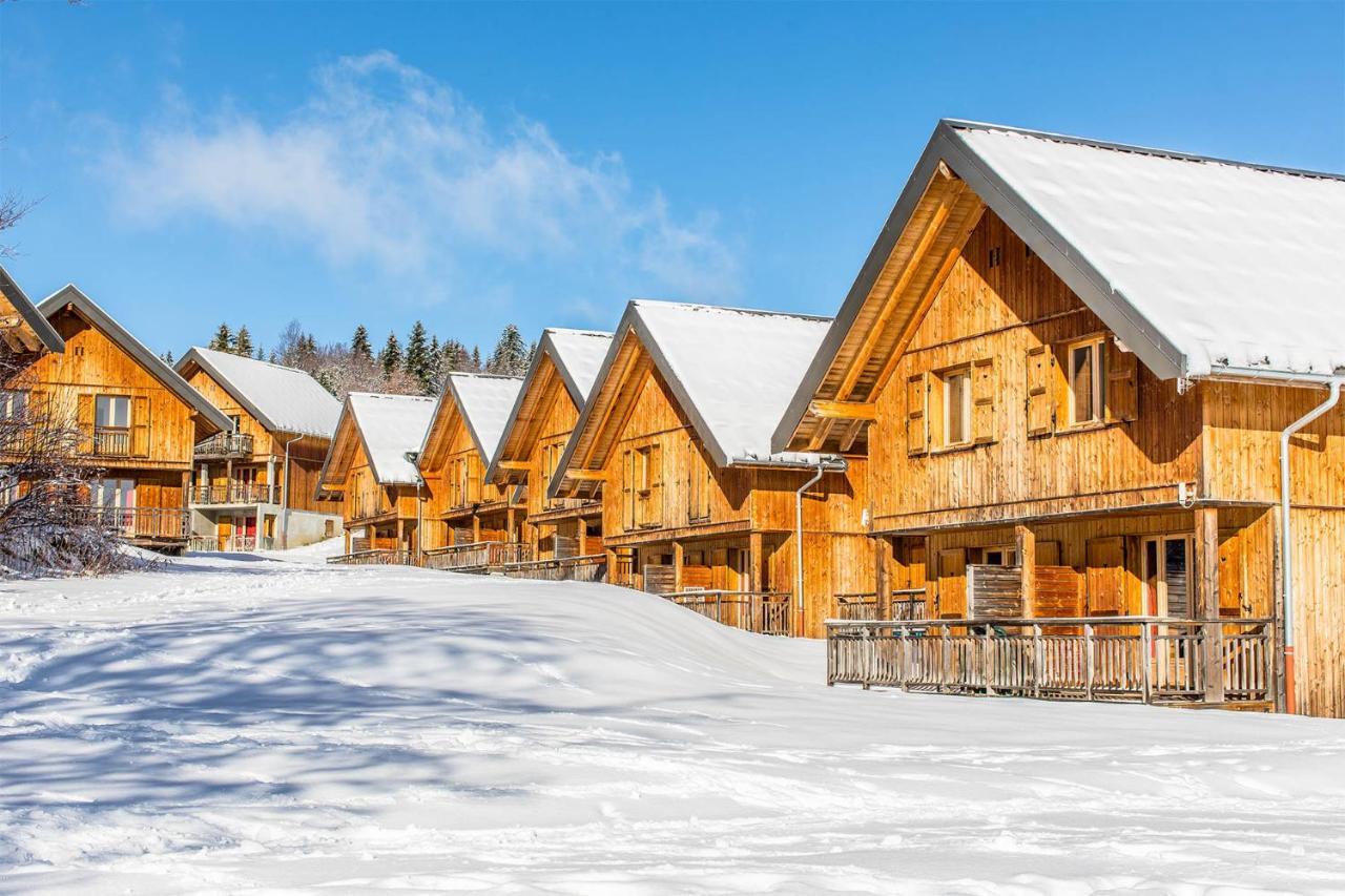 Madame Vacances Les Chalets Du Berger Premium*** La Feclaz Exterior photo