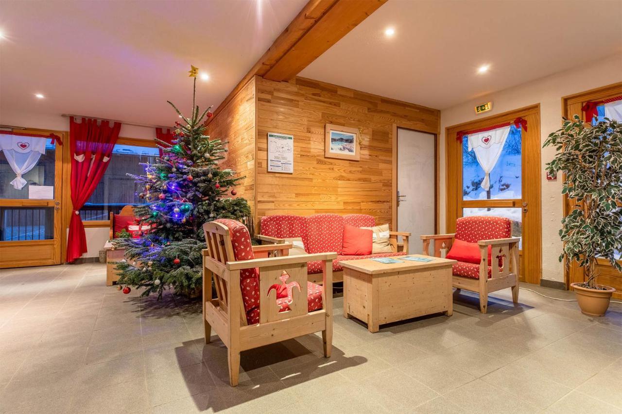 Madame Vacances Les Chalets Du Berger Premium*** La Feclaz Exterior photo